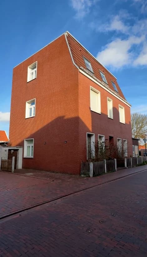 Backsteinfassade unseres eigenen Hotelprojekts Süd5 auf Borkum